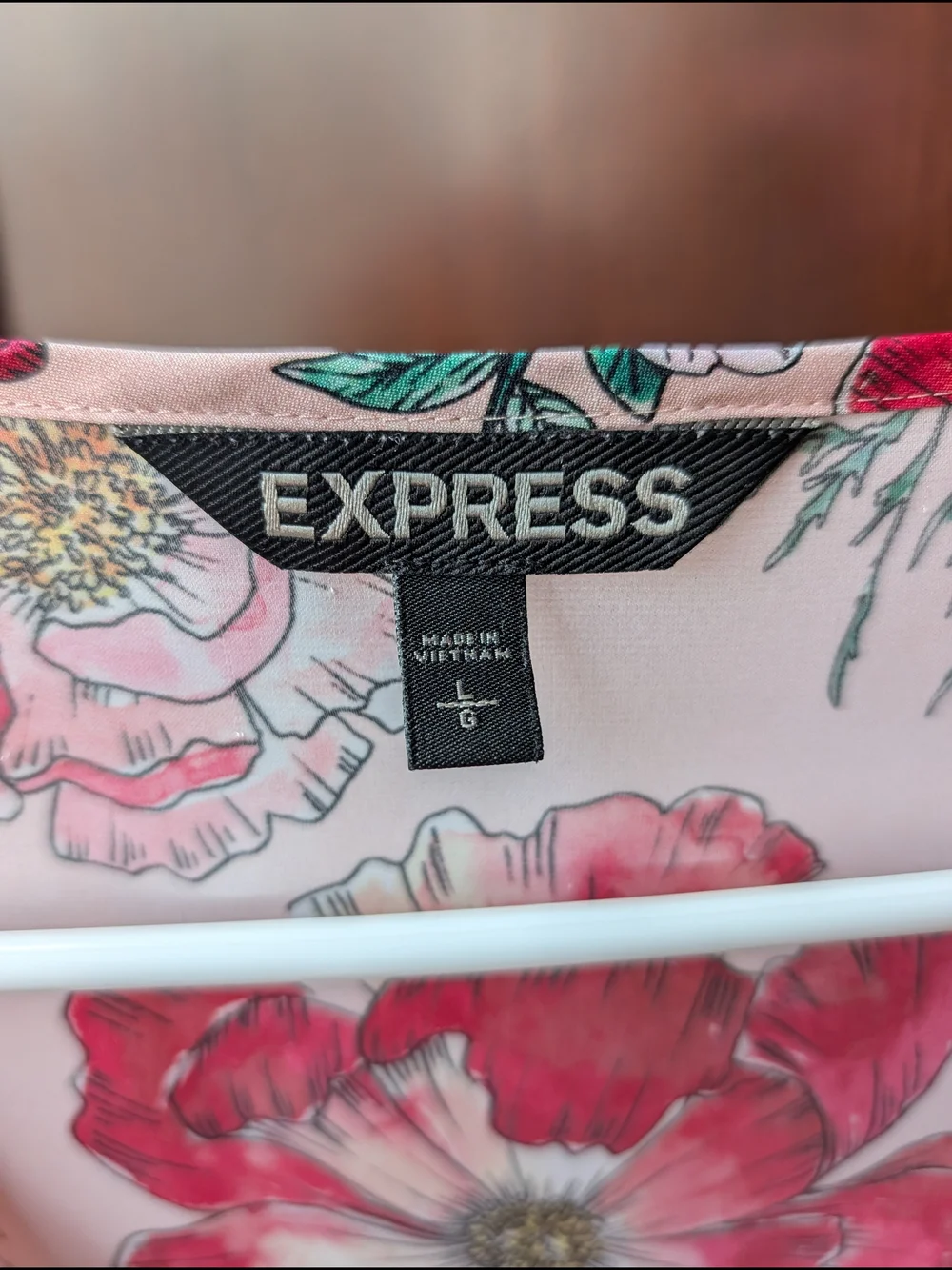 Express Pink Floral Scoop-Neck Top - Picture 2 of 3